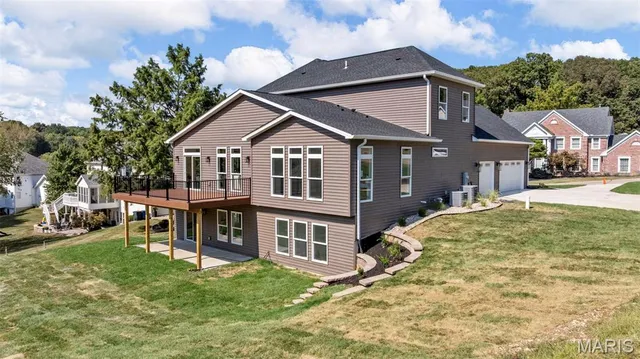 $1,249,900 | 1556 Wildhorse Pkwy Drive, Chesterfield, MO 63005