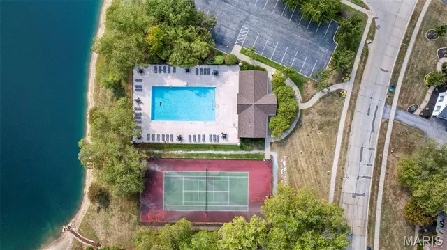 $1,249,900 | 1556 Wildhorse Pkwy Drive, Chesterfield, MO 63005