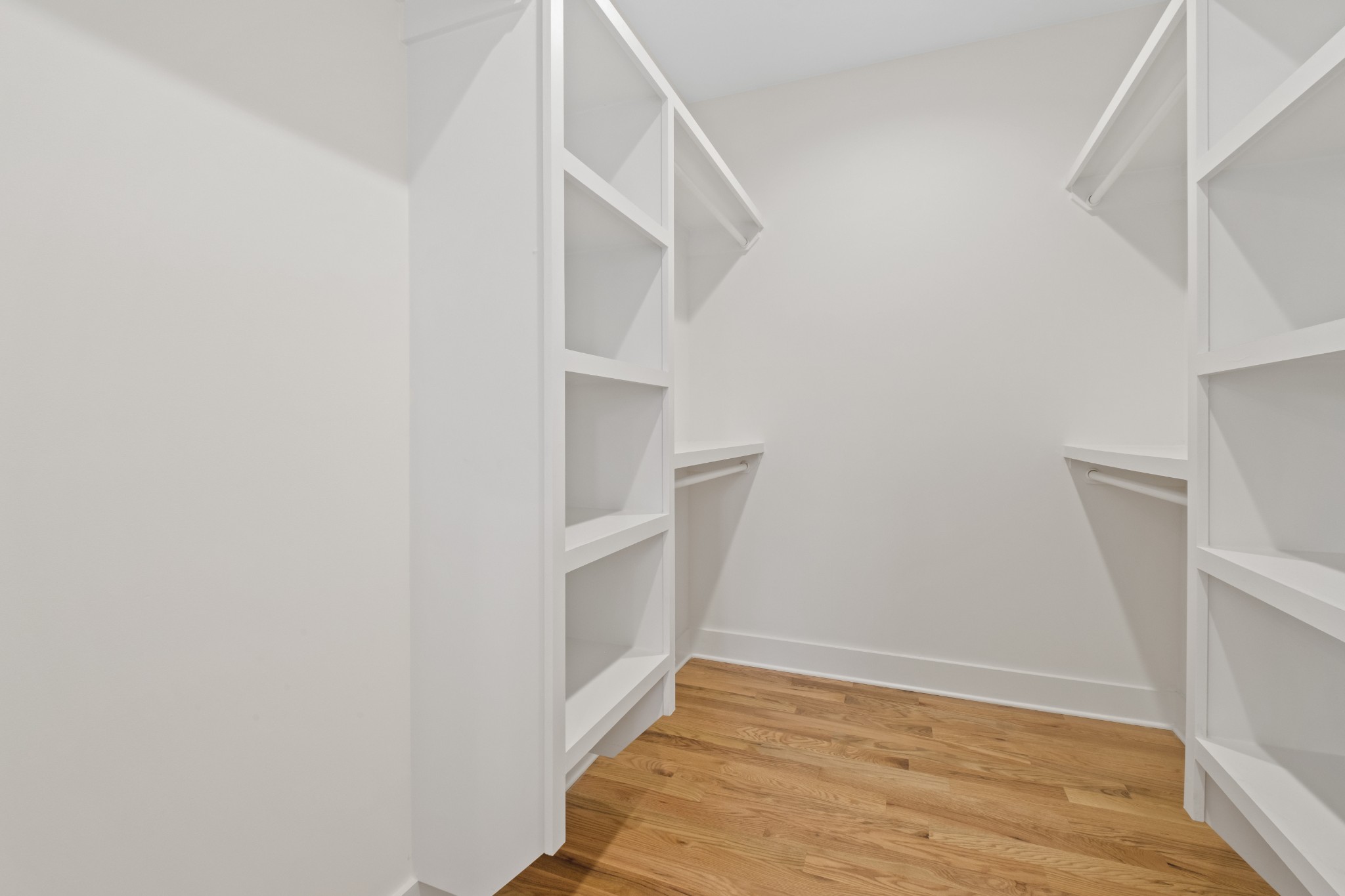 111 Demoss Road Nashville, TN 37209 - Photo 29 of 38 a view of an empty walk in closet