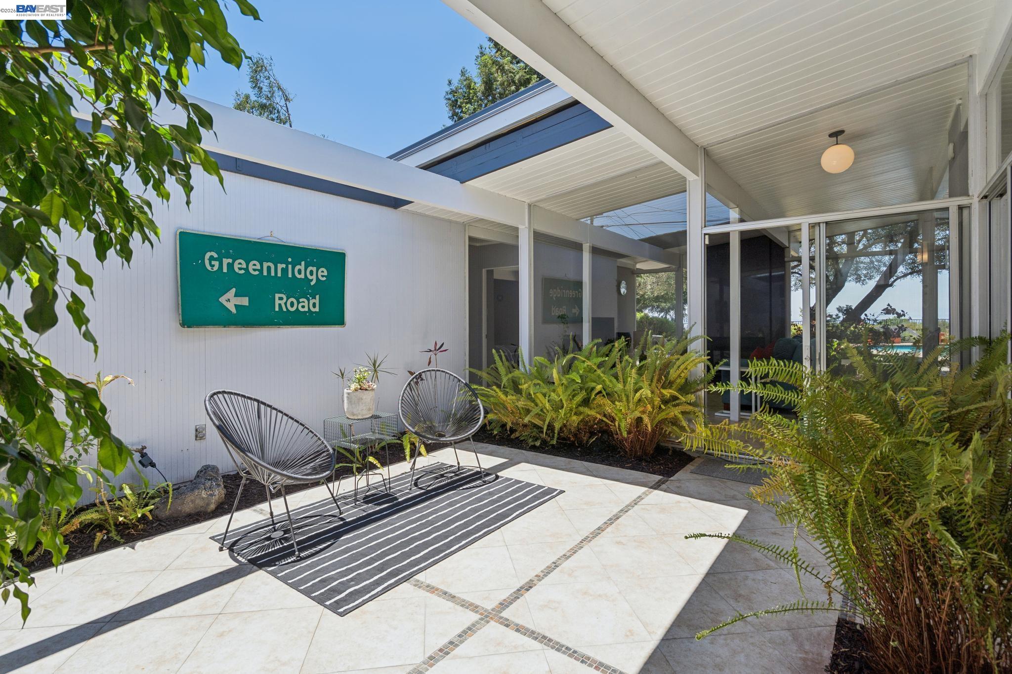 5842 Highwood Road Castro Valley, CA 94552 - Photo 5 of 93