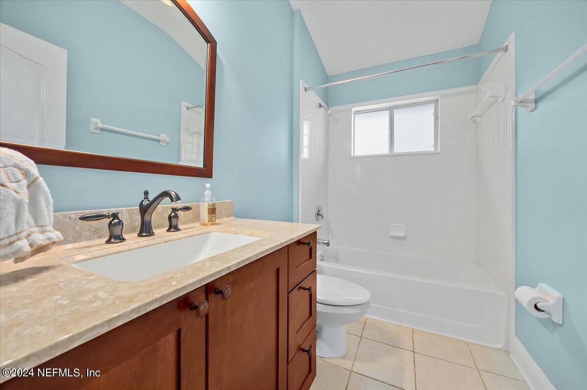 1261 Paradise Pond Road St. Augustine, FL 32092 - Photo 20 of 36 20-Bathroom