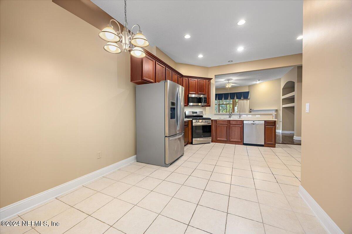 1261 Paradise Pond Road St. Augustine, FL 32092 - Photo 8 of 36 08-Breakfast Area to Kitchen