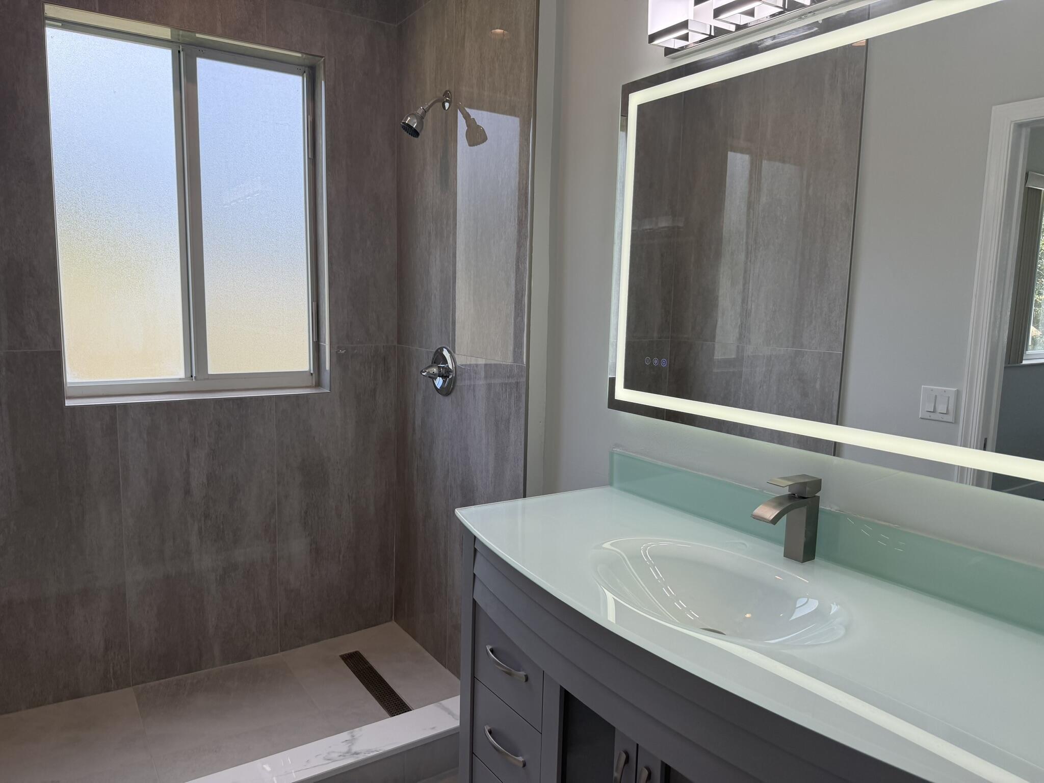 3251 Laurel Ridge Circle Riviera Beach, FL 33404 - Photo 23 of 25 IMG_2041