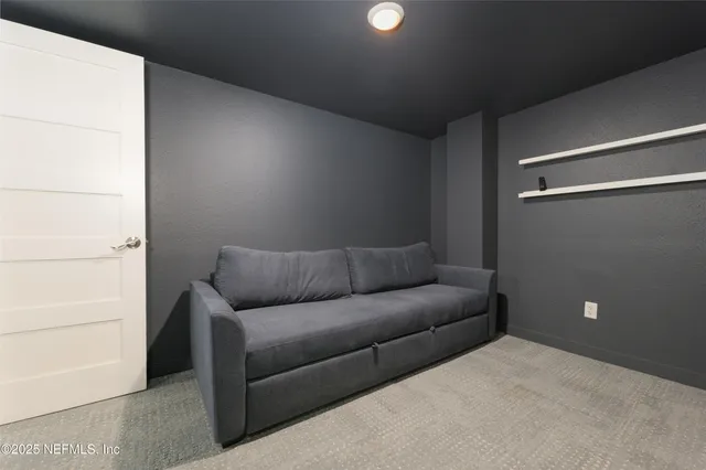 $3,900 | 275 1st Street South, Unit 102, Jacksonville Beach, FL 32250