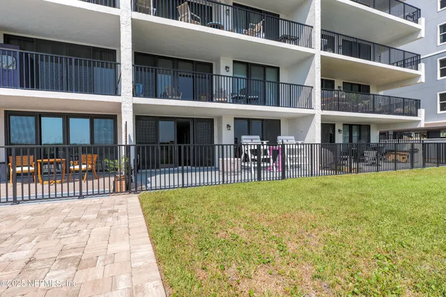 $3,900 | 275 1st Street South, Unit 102, Jacksonville Beach, FL 32250