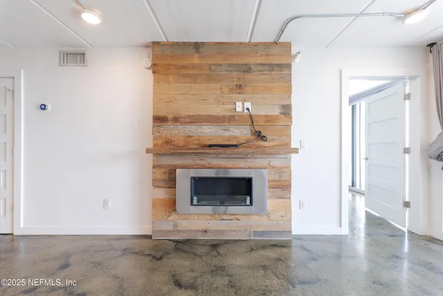 $3,900 | 275 1st Street South, Unit 102, Jacksonville Beach, FL 32250