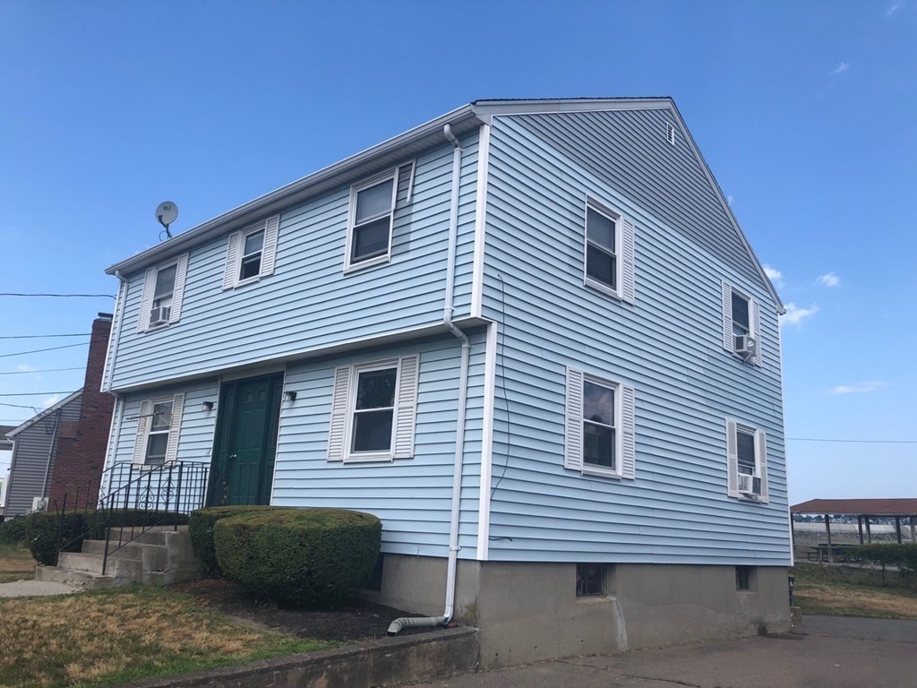 18 Swan Road Quincy, MA 02169 - Photo 1 of 15 Gallery Image 1