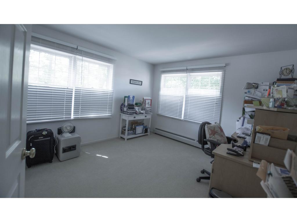 17 Arbor Road, Unit 17 South Burlington, VT 05403 - Photo 12 of 18 Gallery Image 12