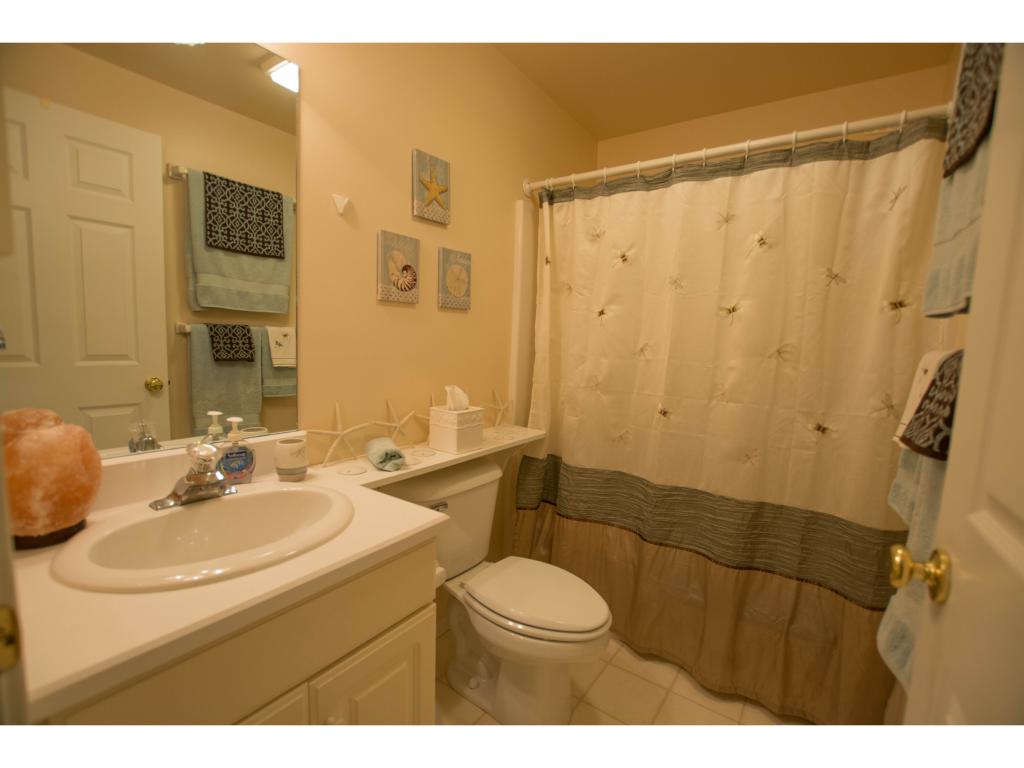 17 Arbor Road, Unit 17 South Burlington, VT 05403 - Photo 14 of 18 Gallery Image 14