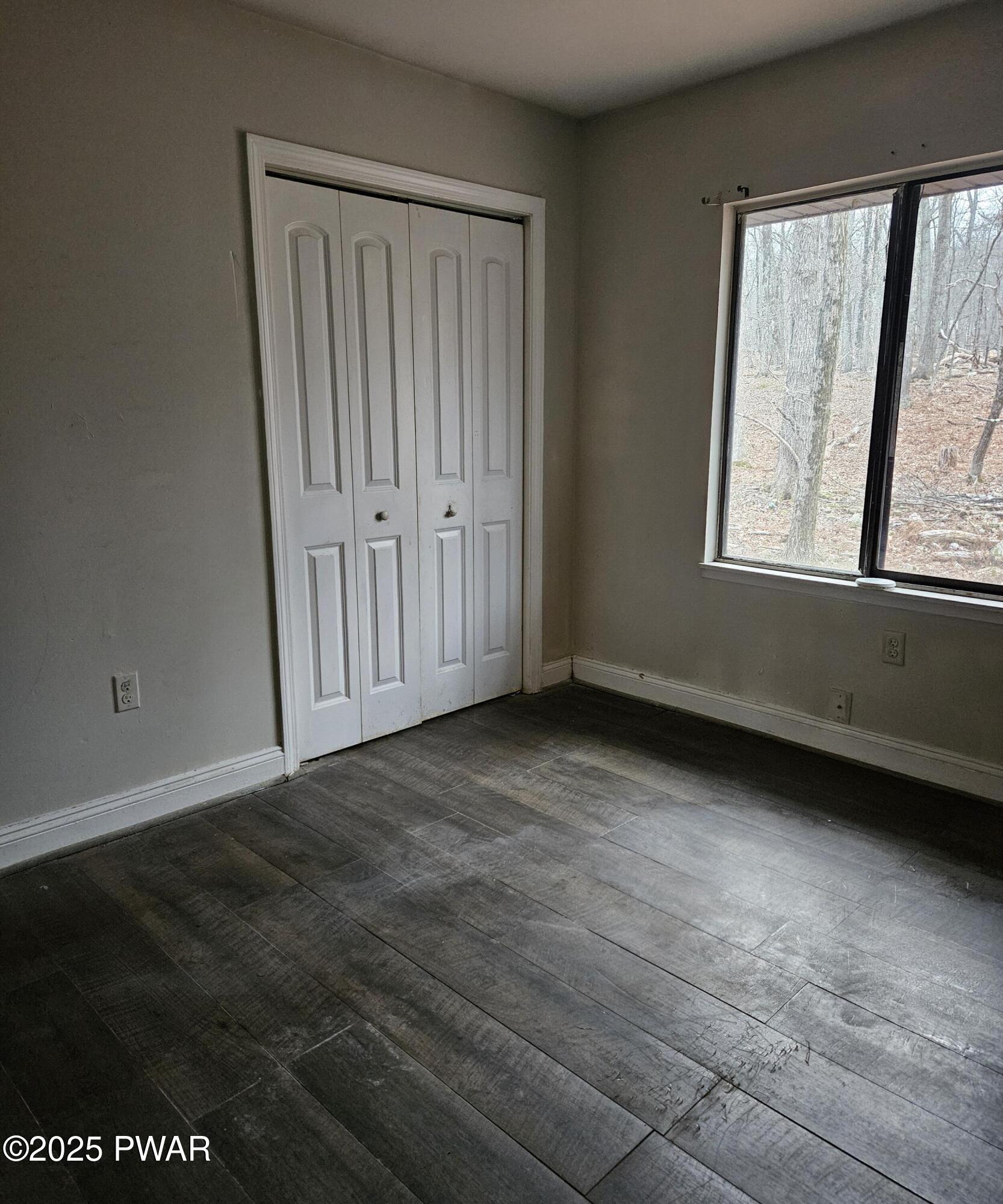 245 Gold Finch Road Bushkill, PA 18324 - Photo 7 of 9