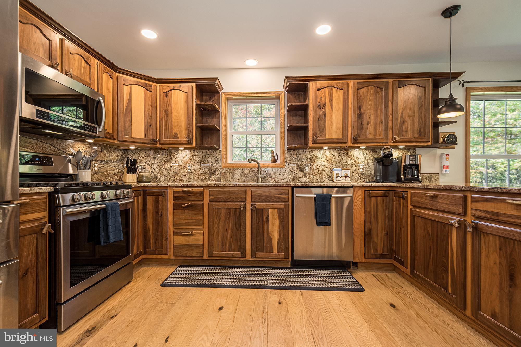 1865 Paradise Point Road Oakland, MD 21550 - Photo 24 of 76 Kitchen