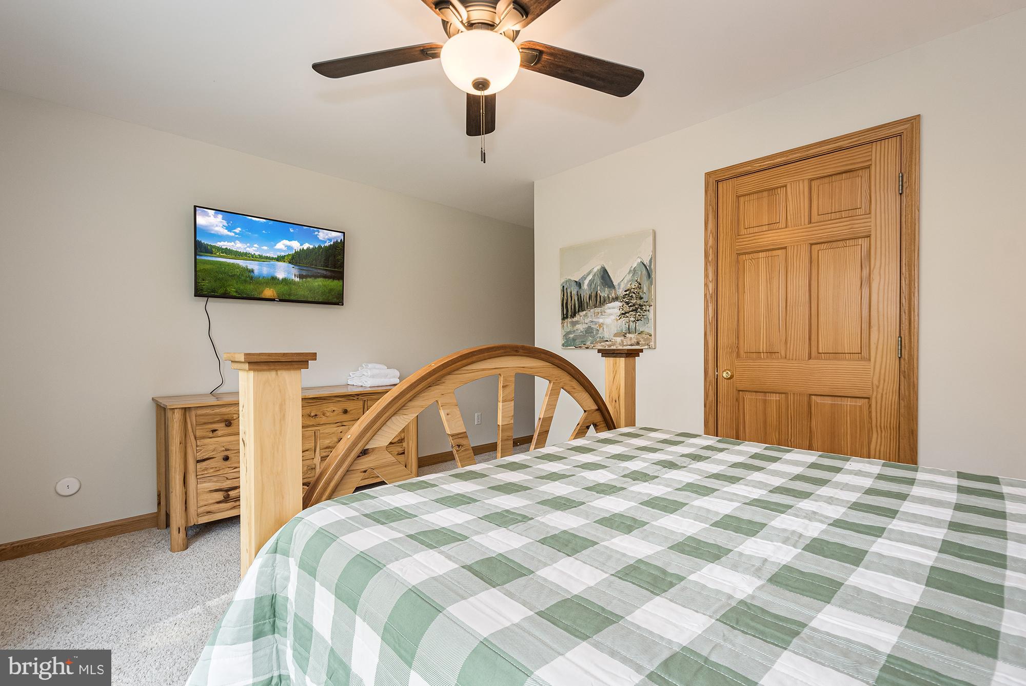 1865 Paradise Point Road Oakland, MD 21550 - Photo 51 of 76 Bedroom 5