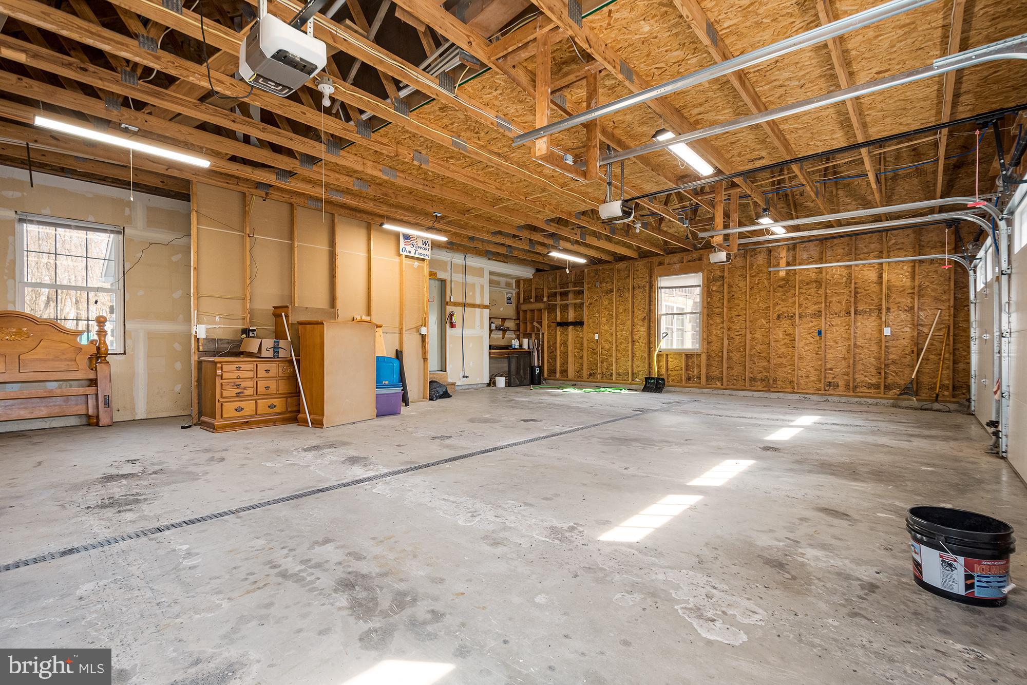 1865 Paradise Point Road Oakland, MD 21550 - Photo 58 of 76 Attached Garage