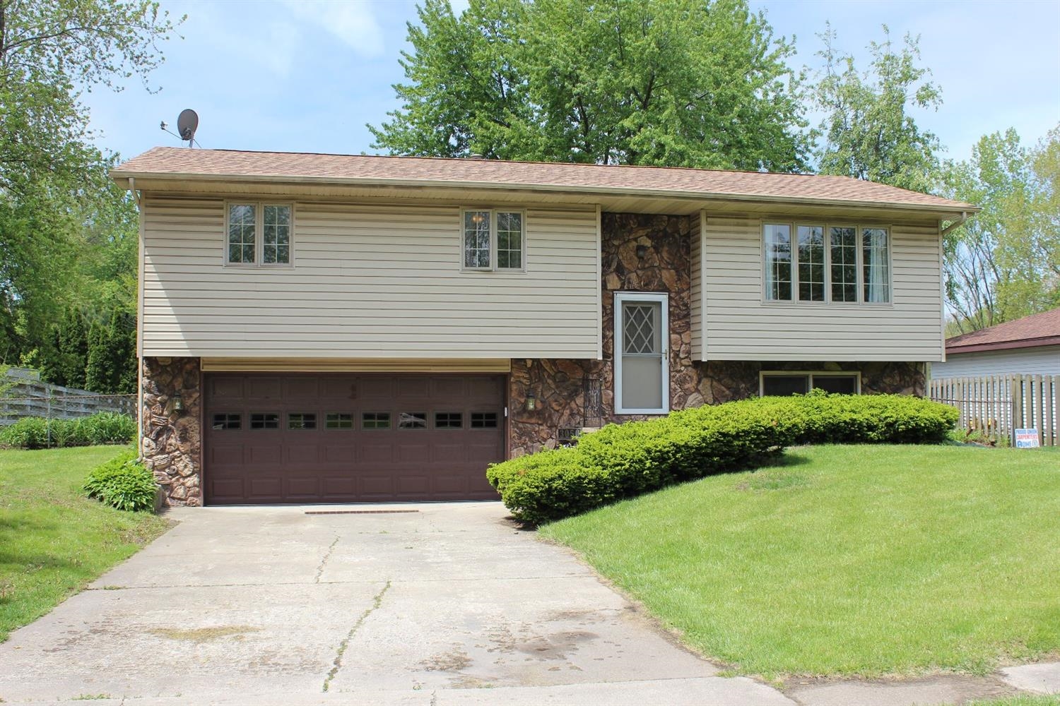 3050 Springmill Street Portage, IN 46368 - Photo 1 of 10 1500x1000