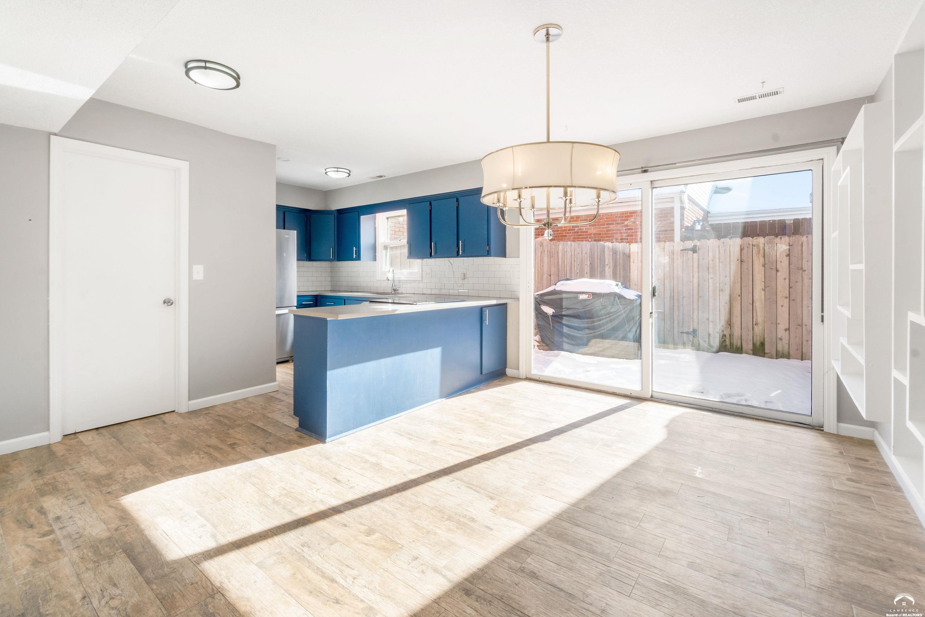 1503 Crossgate Drive Lawrence, KS 66047 - Photo 11 of 26