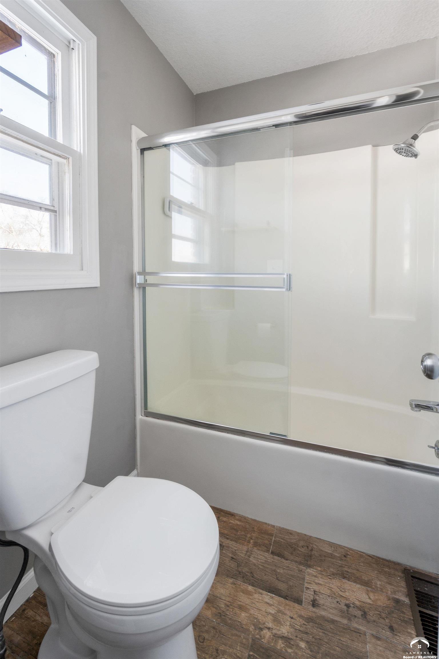 1503 Crossgate Drive Lawrence, KS 66047 - Photo 17 of 26