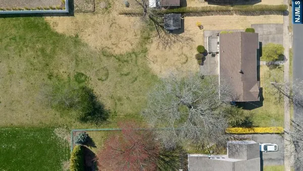 $675,000 | 31 Michael Drive, Wayne, NJ 07470