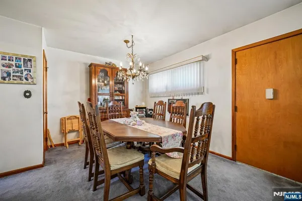 $675,000 | 31 Michael Drive, Wayne, NJ 07470