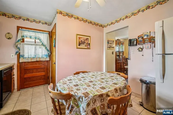 $675,000 | 31 Michael Drive, Wayne, NJ 07470