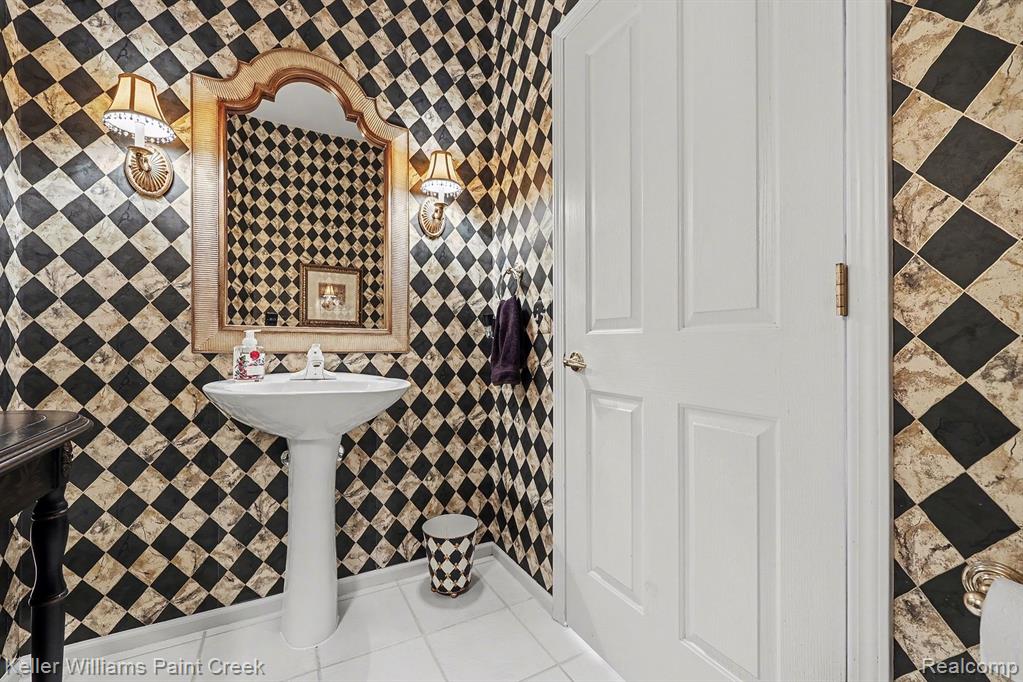 4179 Wincrest Lane Rochester, MI 48306 - Photo 12 of 35 Gallery Image 12