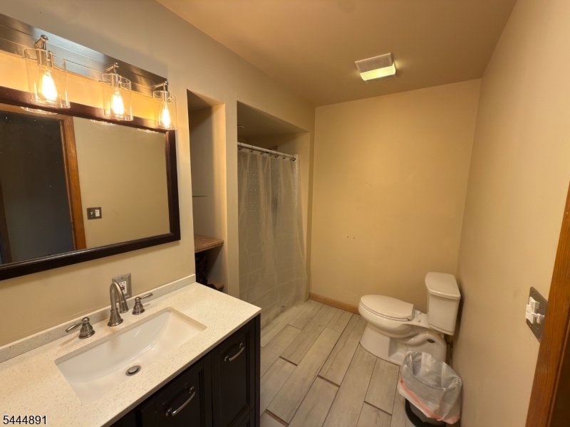 24 Beardslee Road Millstone, NJ 08844 - Photo 9 of 19