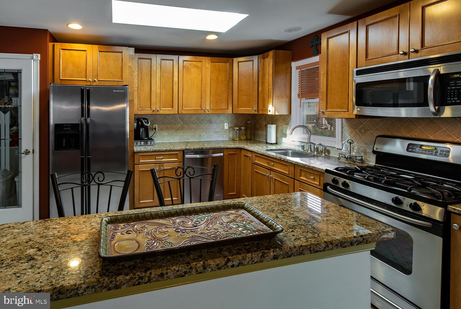 15 Edgehill Road Gibbsboro, NJ 08026 - Photo 9 of 32 Gallery Image 9