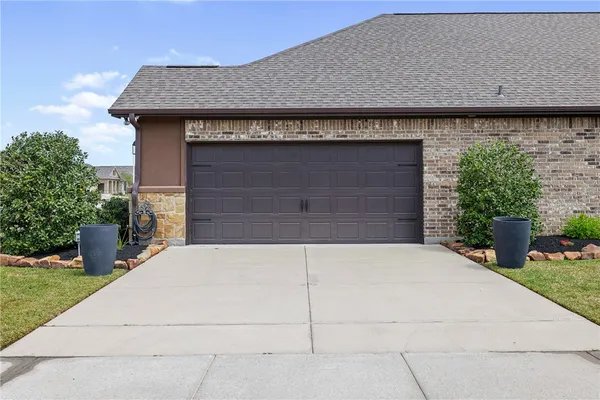 $420,000 | 3057 Peterson Circle, Bryan, TX 77802