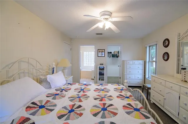 $389,000 | 1 White Horse Lane, Palm Coast, FL 32164