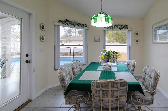 $389,000 | 1 White Horse Lane, Palm Coast, FL 32164