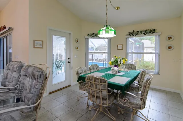 $389,000 | 1 White Horse Lane, Palm Coast, FL 32164