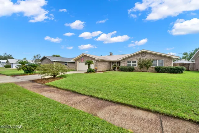 $419,999 | 2916 Fairmont Drive, Panama City, FL 32405