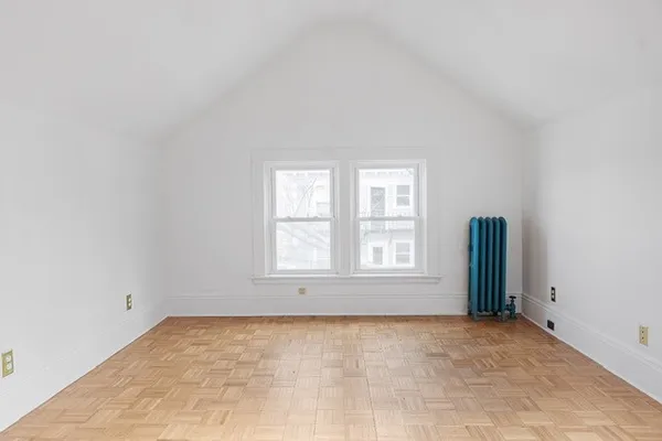 $4,600 | 242 Waterman Street, Providence, RI 02906