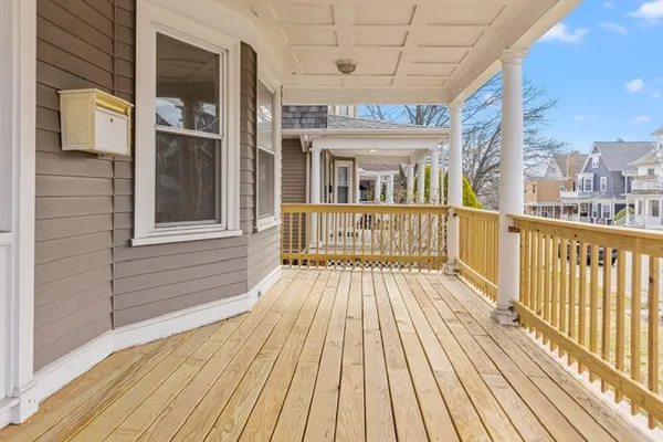 $4,600 | 242 Waterman Street, Providence, RI 02906