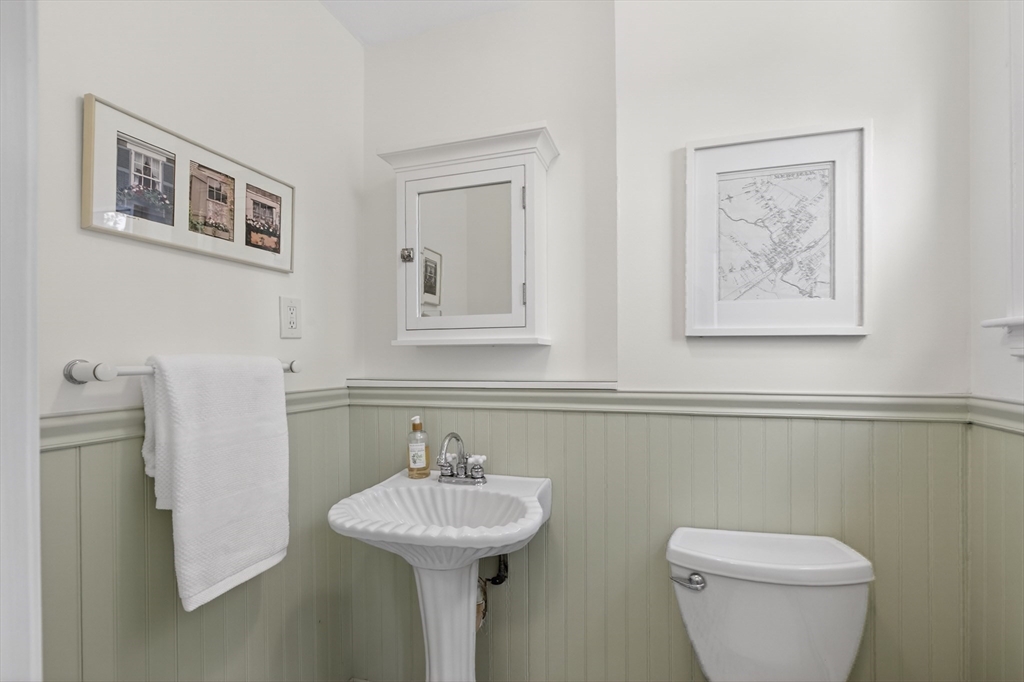 16 Eastmount Road Medfield, MA 02052 - Photo 12 of 35