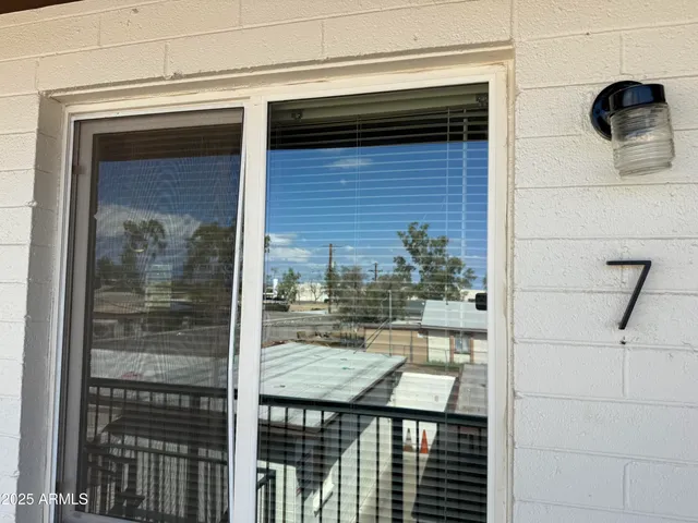 $1,250 | 4619 South 16th Street, Unit 7, Phoenix, AZ 85040