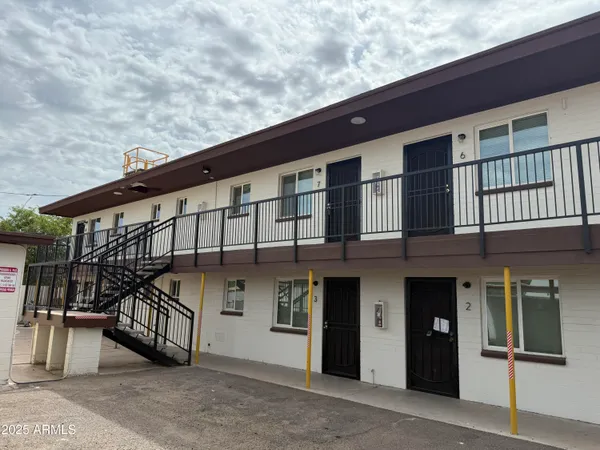 $1,250 | 4619 South 16th Street, Unit 7, Phoenix, AZ 85040