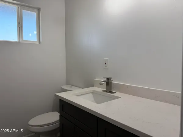 $1,250 | 4619 South 16th Street, Unit 7, Phoenix, AZ 85040