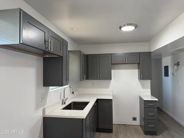 $1,250 | 4619 South 16th Street, Unit 7, Phoenix, AZ 85040
