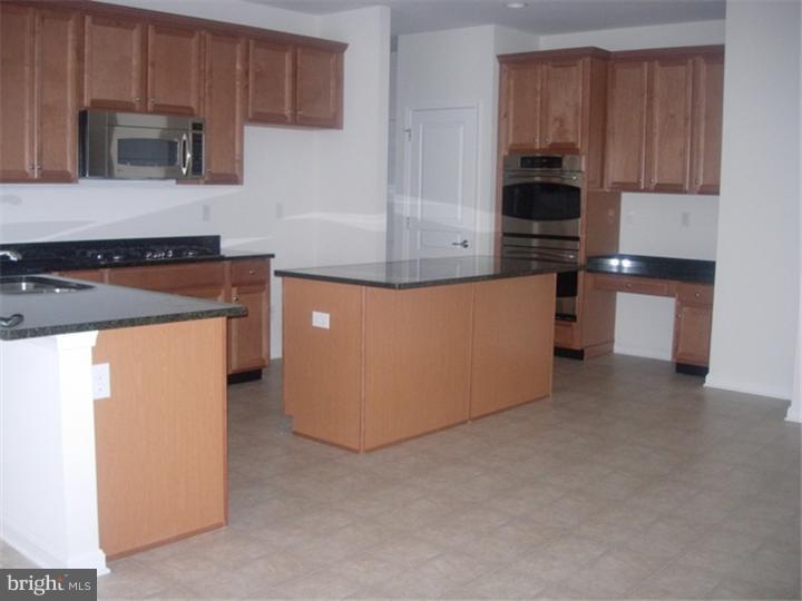 4 Campbell Court Mickleton, NJ 08056 - Photo 10 of 13 Gallery Image 10