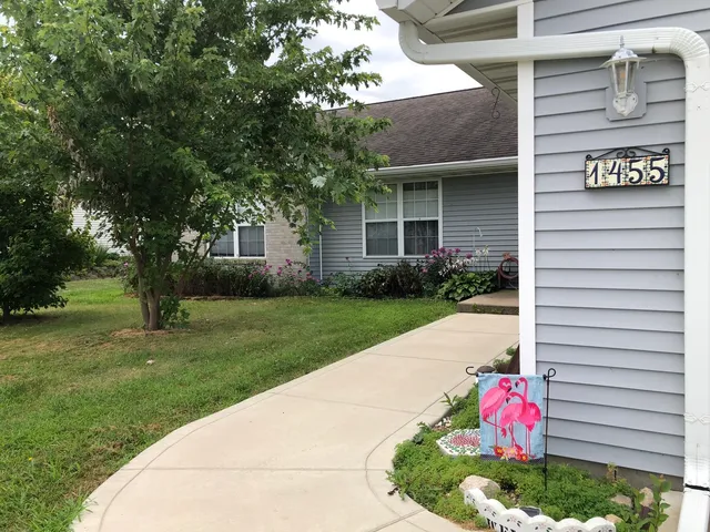 $279,900 | 1455 Bluebell Lane, Farmer City, IL 61842