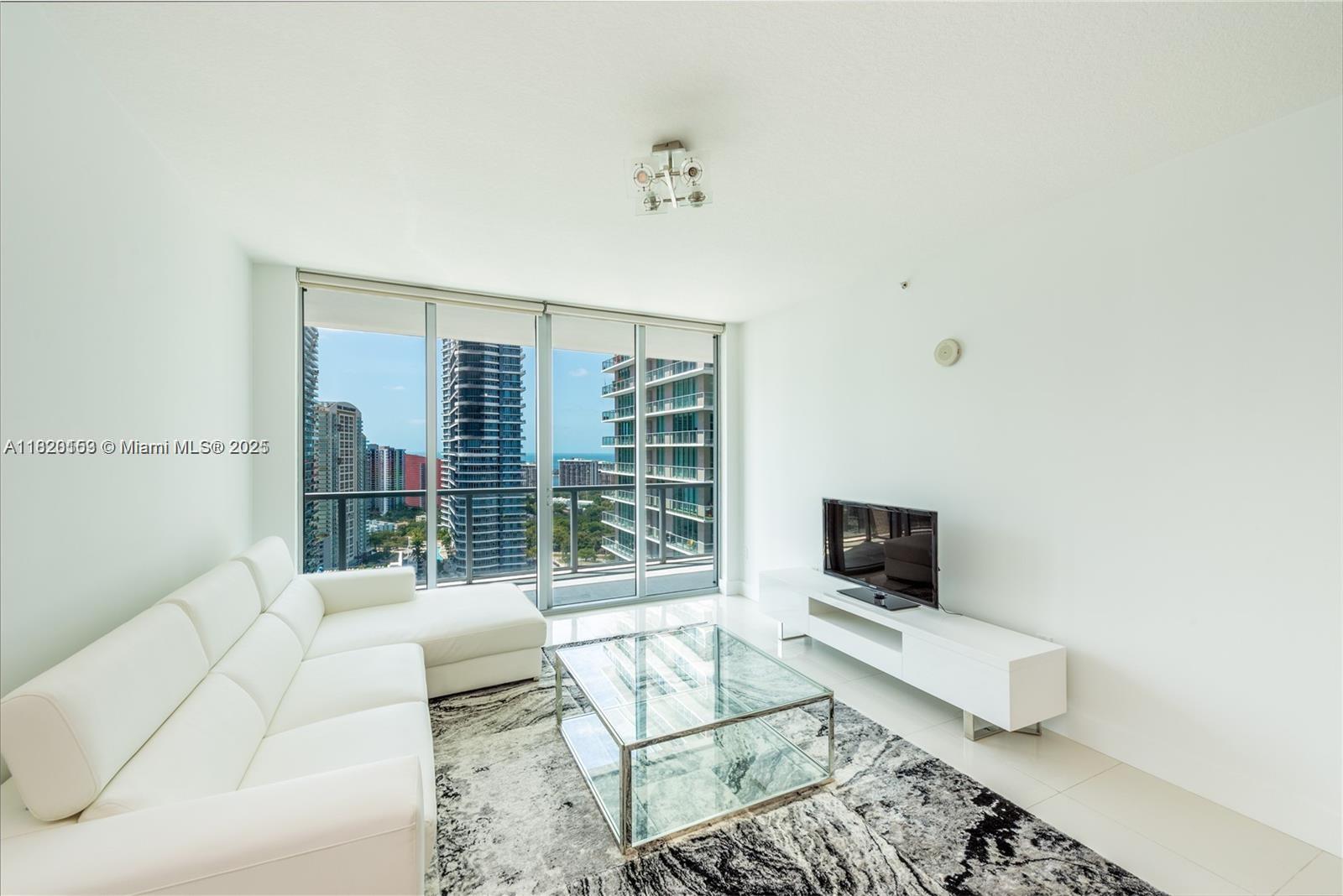 1111 Southwest 1st Avenue, Unit 3218N Miami, FL 33130 - Photo 3 of 21