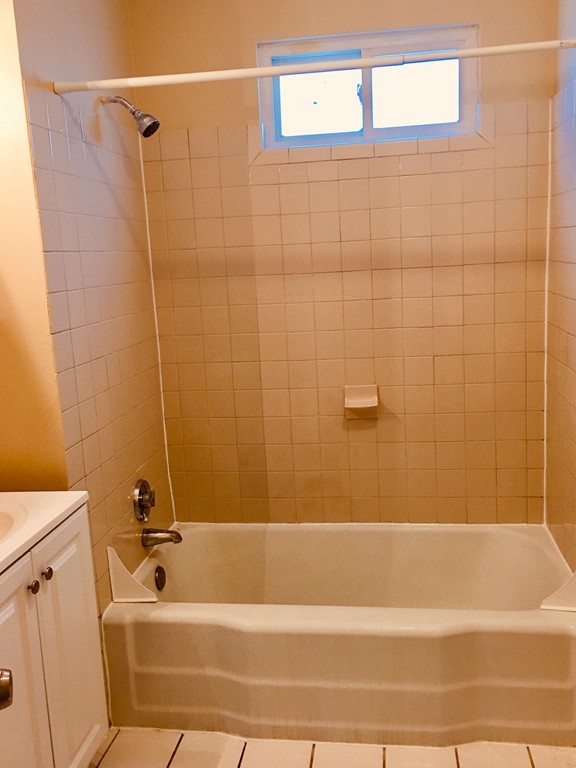 30 Foster Street Springfield, MA 01105 - Photo 5 of 10