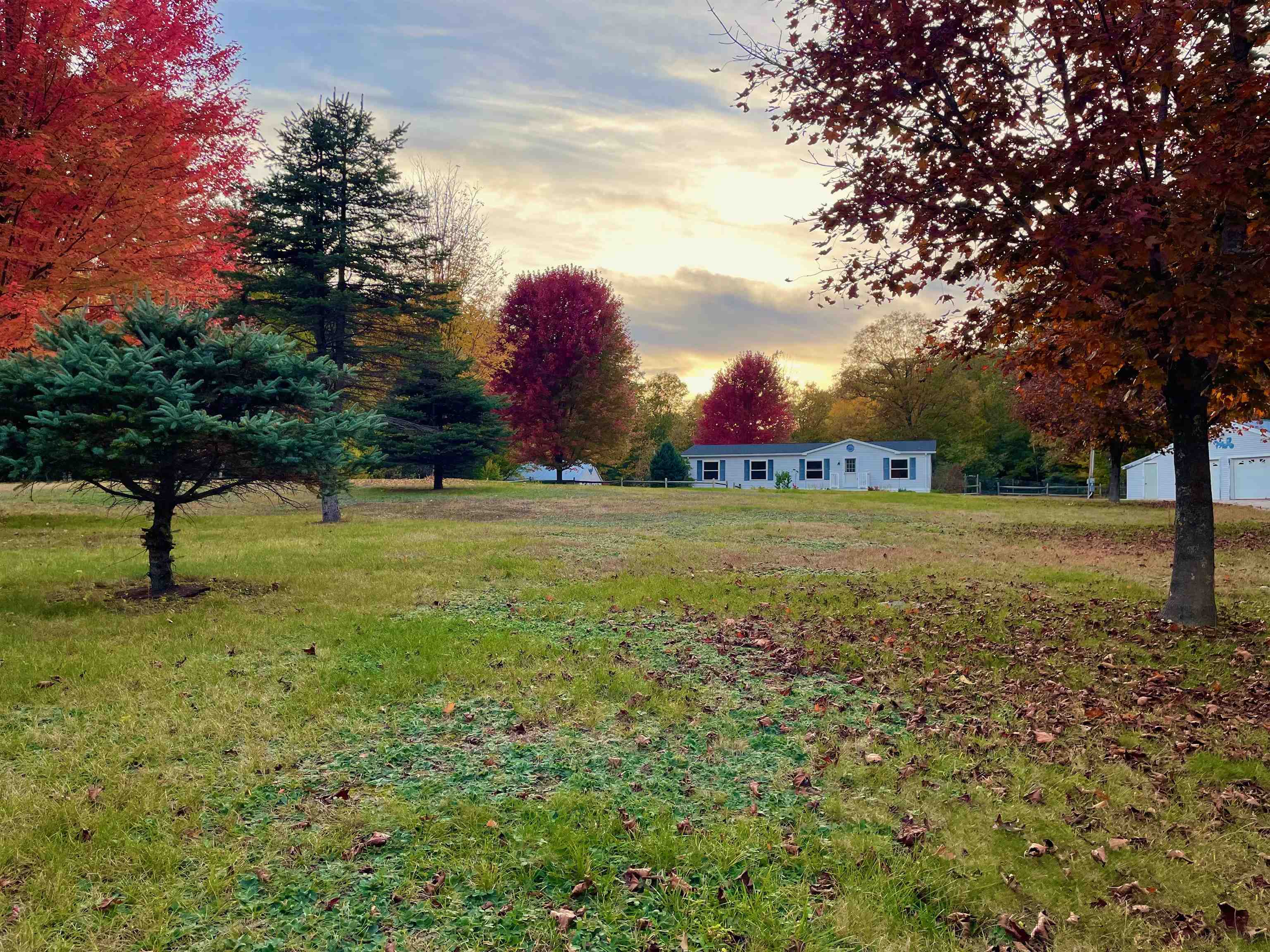 962 Davis Hill Road Conway, NH 03813 - Photo 1 of 21