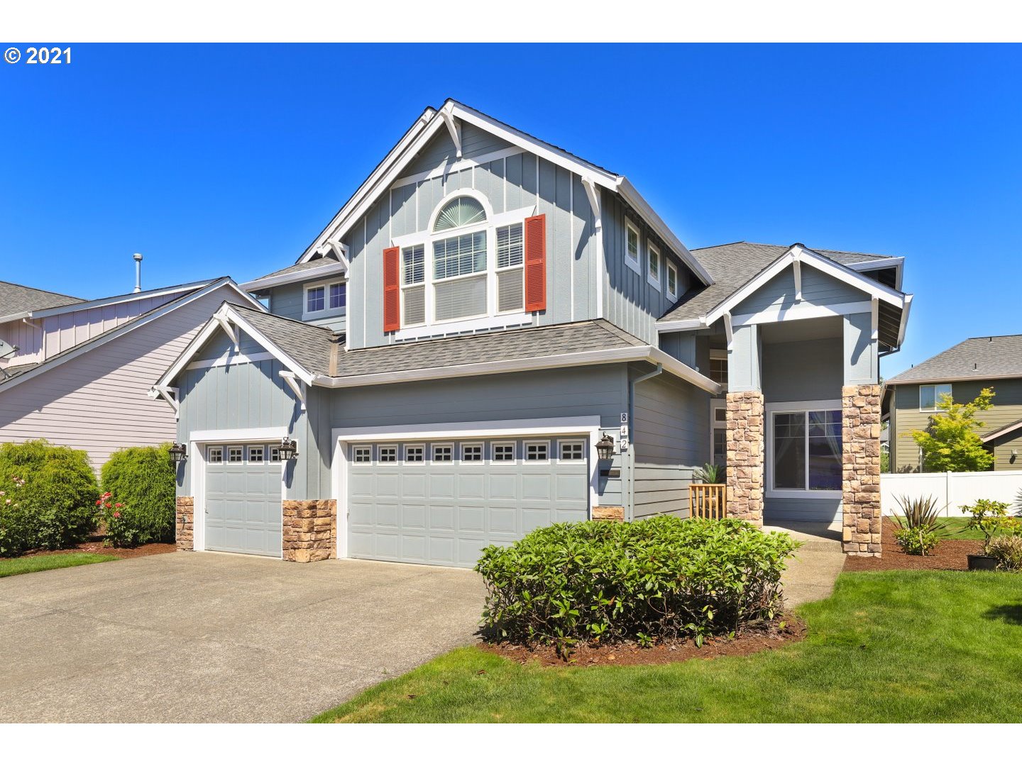 842 North 25th Terrace Cornelius, OR 97113 - Photo 2 of 32