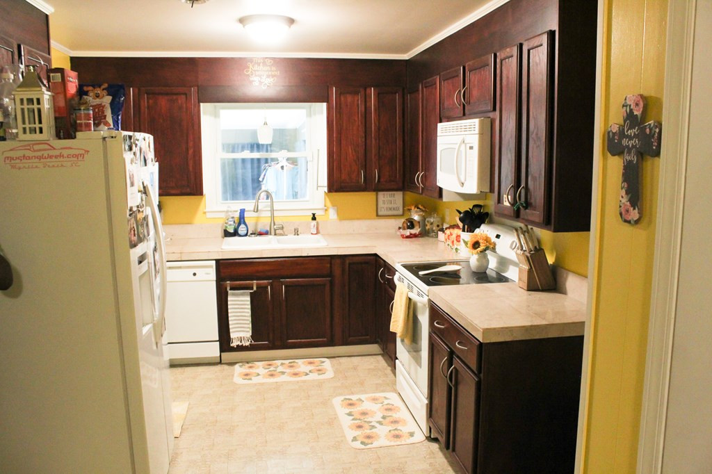 852 Perry Boulevard Sumter, SC 29154 - Photo 8 of 17 Gallery Image 8