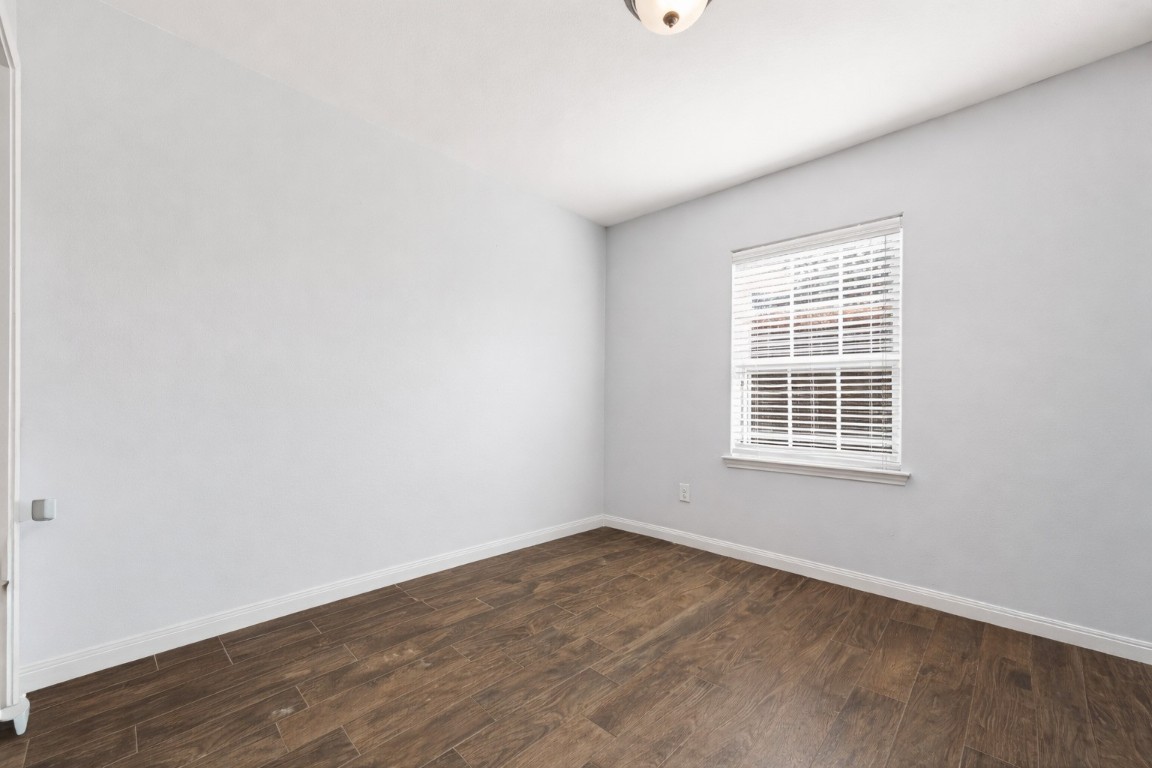 9022 Nina Road Conroe, TX 77304 - Photo 10 of 13 Light-filled and versatile—perfect for guests, a home office, or a personal sanctuary.