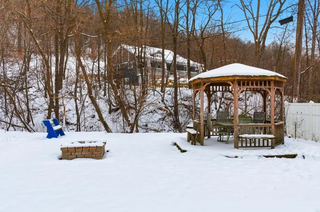 $234,900 | N1914 Wedgewood Drive East, Shelby, WI 54601