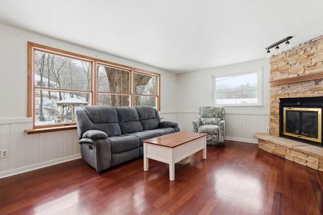 $234,900 | N1914 Wedgewood Drive East, Shelby, WI 54601