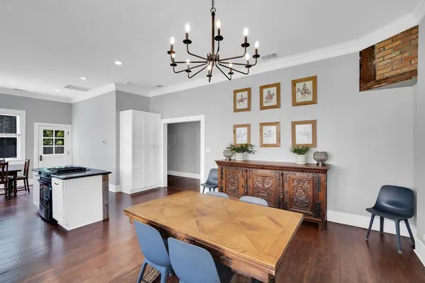 $325,000 | 806 North Preston Street, Ennis, TX 75119