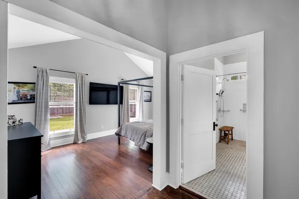 $325,000 | 806 North Preston Street, Ennis, TX 75119